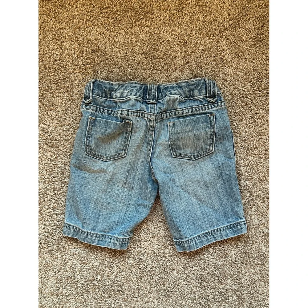 Old Navy Girls Blue Denim Floral Embroidered Shorts I Light Wash I Size 7